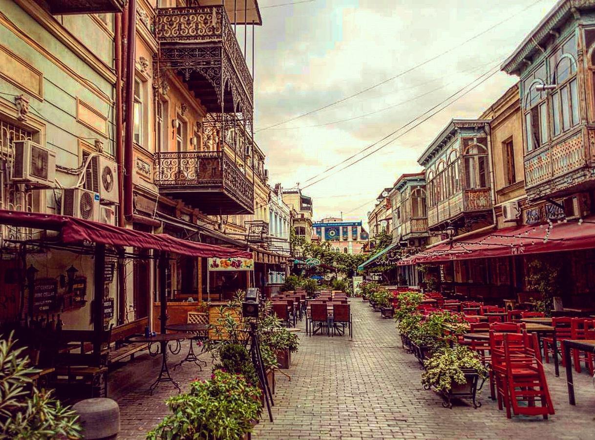 Hostel Ms. Jackson Tbilisi Exterior foto